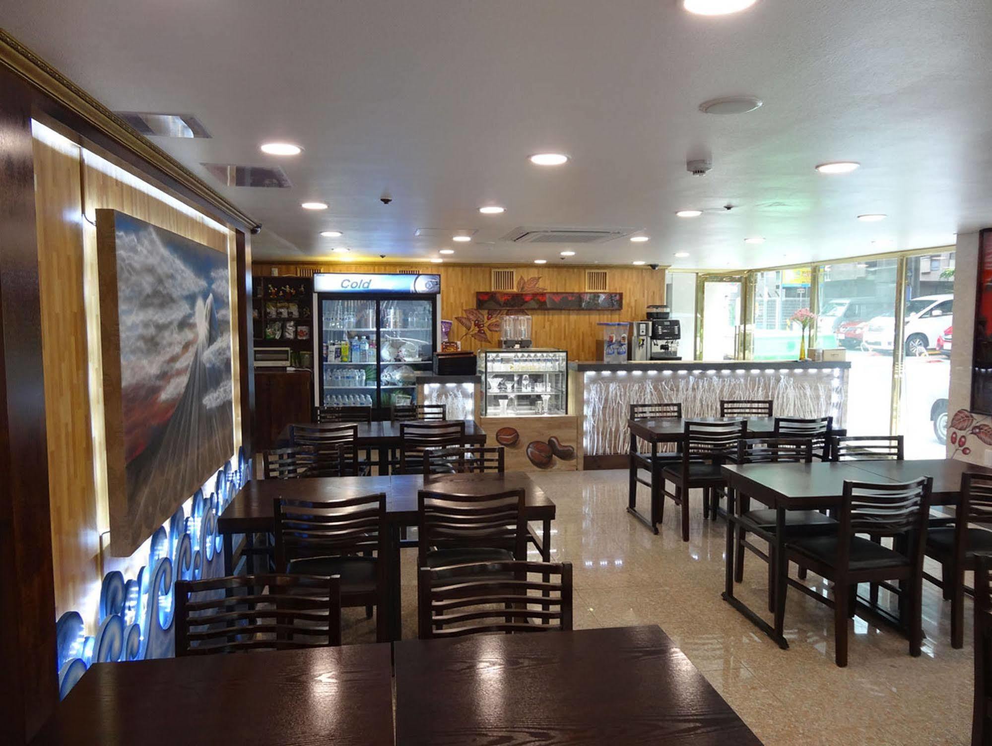 Hotel Osaka Keiko מראה חיצוני תמונה
