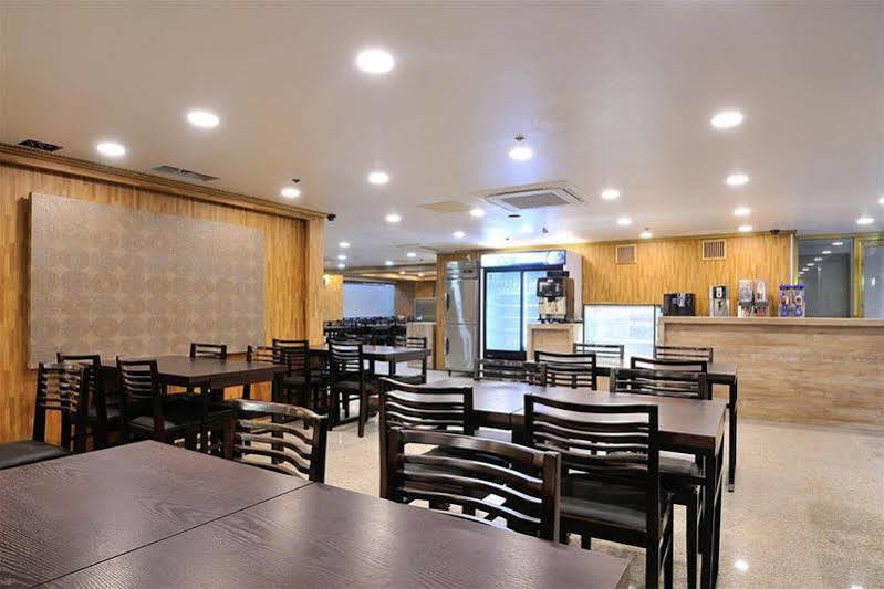 Hotel Osaka Keiko מראה חיצוני תמונה